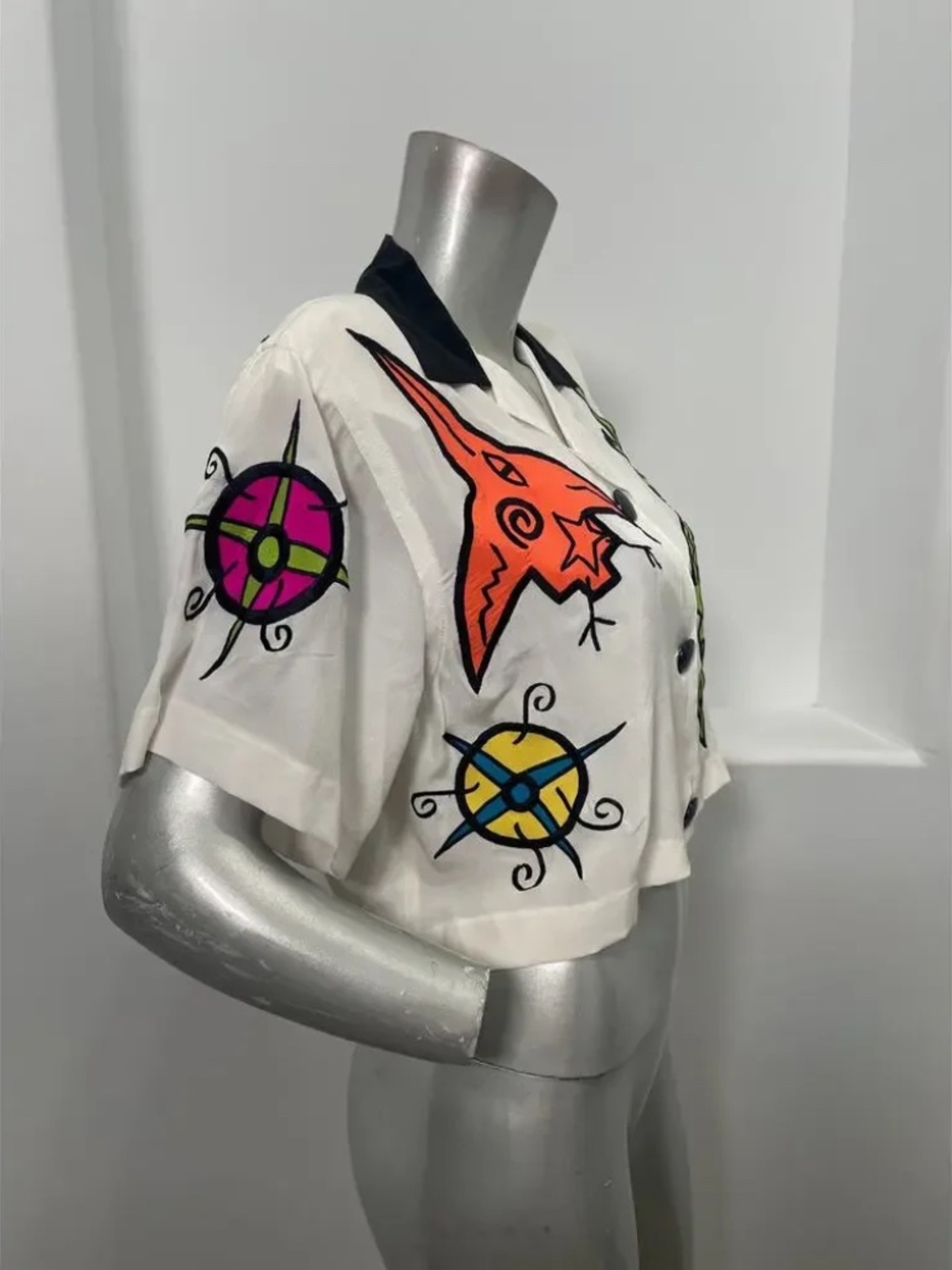 Vintage DEADSTOCK 80s Amelia Austin Graphic Embroidered Silk Copped Top NWT - Picture 5 of 7